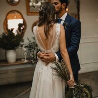 Sexy Deep V-neck Wedding Dress, Appliques Tulle Bridal Dress Wedding Gown - Thumbnail 2