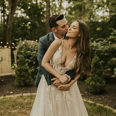  sexy deep v-neck wedding dress, appliques tulle bridal dress wedding gown