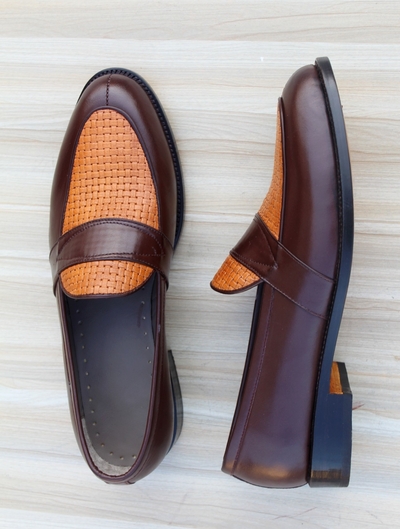 Crafted Leather Classic Men Brown Grain Leather Moccasin Loafers Dress Shoes