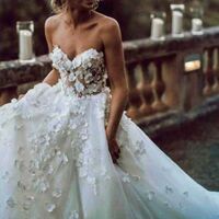 Sexy A-line Sweetheart Wedding Dress, Flowers Appliques Open Back Bridal Dress Wedding Gown - Thumbnail 1