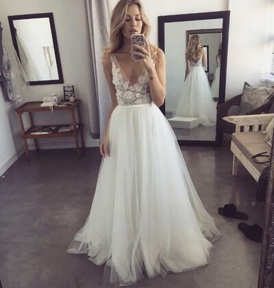 Sexy A-line Sweetheart Wedding Dress, Flowers Bodice Tulle Bridal Dress Wedding Gown