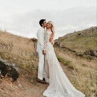 Sexy Sheath V-neck Wedding Dress, Appliques Tulle Bridal Dress Wedding Gown - Thumbnail 2