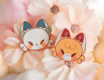 Tiny foxies enamel pin