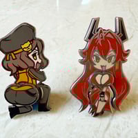 Anis Enamel Shaker Pin - Thumbnail 1