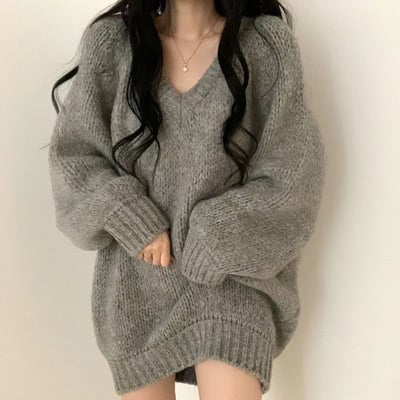 Cozy v-neck solid knitted sweater