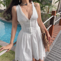 Deep V-neck sleeveless lace patchwork herringbone slim dress - Thumbnail 4