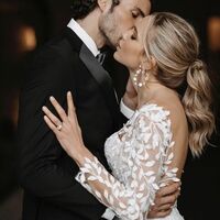 Fabulous V-neck Sexy Wedding Dress, Appliques Tulle Bridal Dress - Thumbnail 1