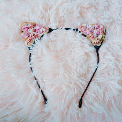 Black rose kitty headband - Thumbnail 1