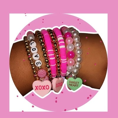 Sweetheart beaded bracelet set