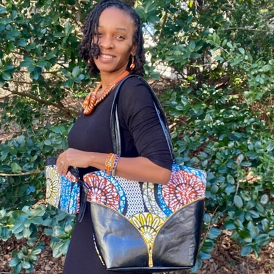 Cultural print pocketbook w/ matching wristlet