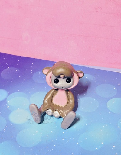 Hippo Hoodie Robot Figurine Resin Art Toy Kawaii Desk Buddy