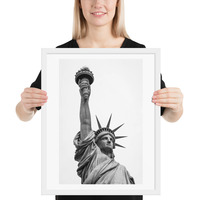 The Statue of Liberty Wall Art Framed poster - Thumbnail 18