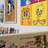 📺Painting "Corrupted Yellow Bird" by Celipe Perroloco - Thumbnail 3