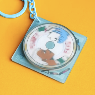 Timebomb spinning keychain