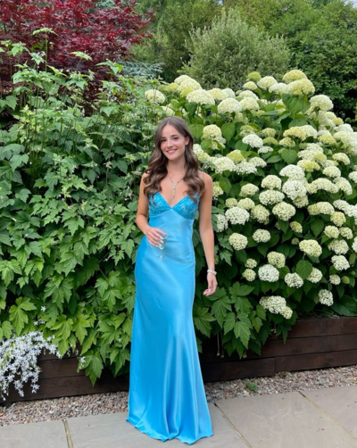 Elegant Spaghetti Straps V-neck Long Blue Prom Dresses