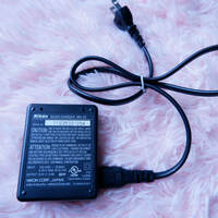 Nikon D5000 12.3M + 18-55mm Lens with Charger and Original Camera Strap Set - Thumbnail 1