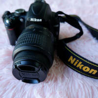 Nikon D5000 12.3M + 18-55mm Lens with Charger and Original Camera Strap Set - Thumbnail 2