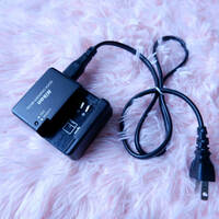 Nikon D5000 12.3M + 18-55mm Lens with Charger and Original Camera Strap Set - Thumbnail 5