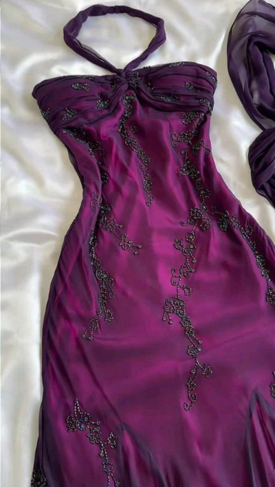 Vintage Halter Dark Purple Beading Ruffle Prom Dresses