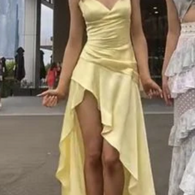 Spaghetti straps yellow high low prom dresses