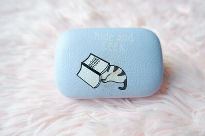 Sleepy Kitty Contacts Case Kit
