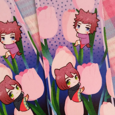 Infurubia twins tulip bookmark
