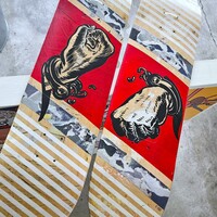 Art Skateboard by Kike Yido "I Refuse"  - Thumbnail 4