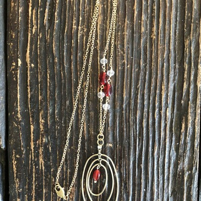 Simple festive necklace 