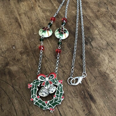 Christmas wreath and bells necklace