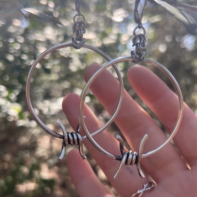 Barbed wire hoops