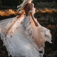 Floral Appliques Romantic Backless Sexy Tulle Boho Bridal Gown - Thumbnail 2