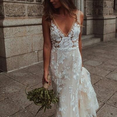 Sexy v-neck wedding dress, appliques tulle bridal dress wedding gown - Thumbnail 2