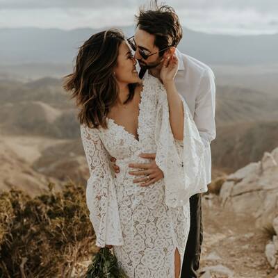 Boho v-neck wedding dress, bohemian backless lace bridal dress wedding gown