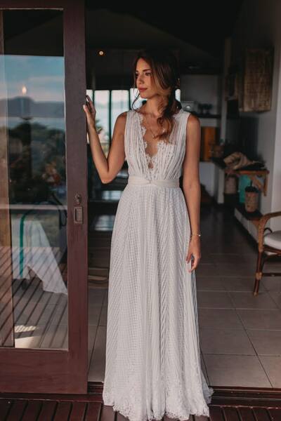 Elegant Chic Wedding Dress, Lace Bridal Dress Wedding Gown