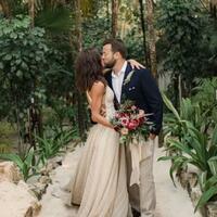 Sexy A-line Wedding Dress, Backless Bridal Dress Wedding Gown - Thumbnail 3