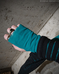 Oscilator Shrug - Teal - Thumbnail 2