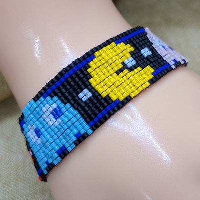 Pixel bracelet - puck man & ghosts
