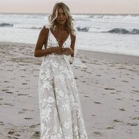 Beach Appliques Lace Wedding Dress, Deep V-neck Tulle Bridal Dress Wedding Gown - Thumbnail 1
