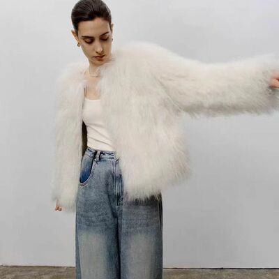 F09 women's faux fur coat fluffy faux fur jacket long sleeve lapel furry winter jackets shaggy parka short coat - Thumbnail 4