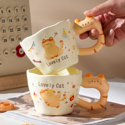 Lovely cat ceramic mug