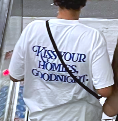 Free Shipping-KISS YOUR HOMIES GOODNIGHT TEE