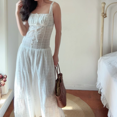 Retro romantic embroidery girl sexy square neck slim suspender dress