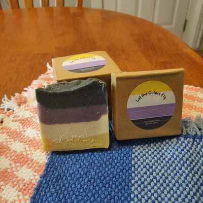 Let the colors fly (enby)