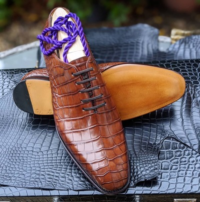 Handmade Men Wholecut Brown Crocodile Leather Oxford Dress Shoes