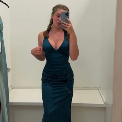 Charming modest sheath/column v neck prom dresses