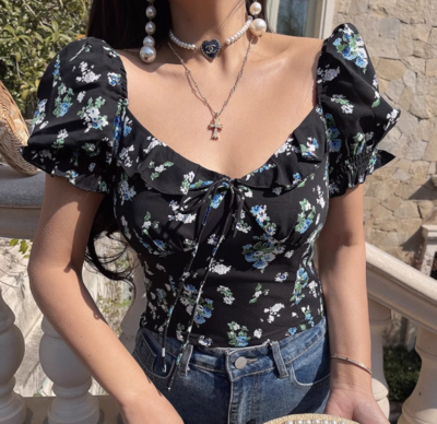 Casual square neck collarbone exposed puff sleeves super short shirt