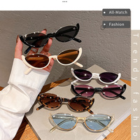 Trendy Fashion Small Cat Eye Sunglasses - Thumbnail 5