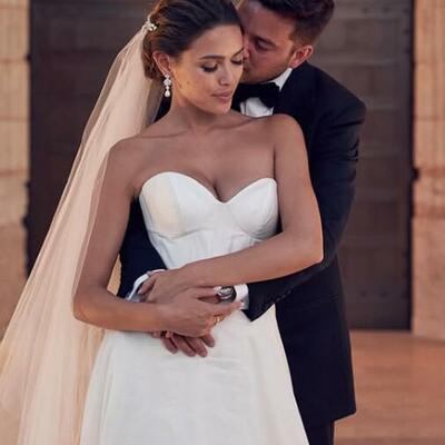 Sexy sweetheart satin wedding dress bridal dress bridal gown - Thumbnail 1