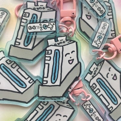 Console acrylic charm