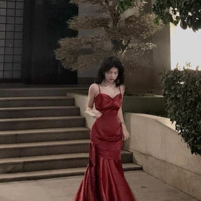 Spaghetti straps long ruffled wine red prom dresses 